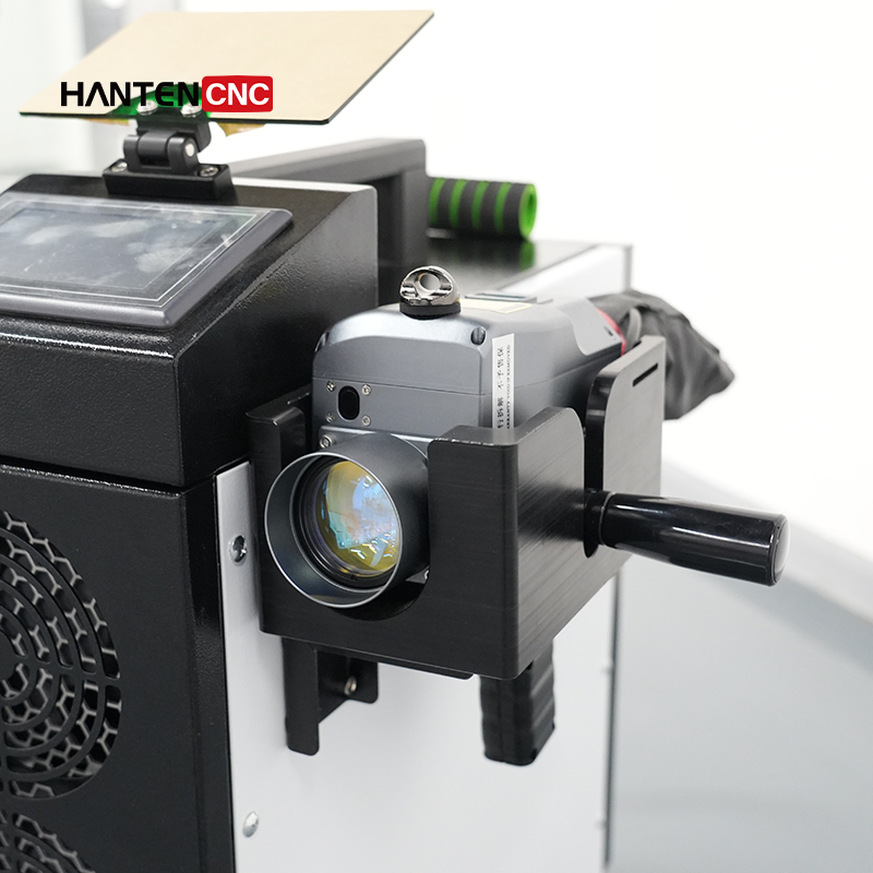 Professional 500W Laser Cleaning Machine for City Infrastructure Maintenance and Paint Layer Removal