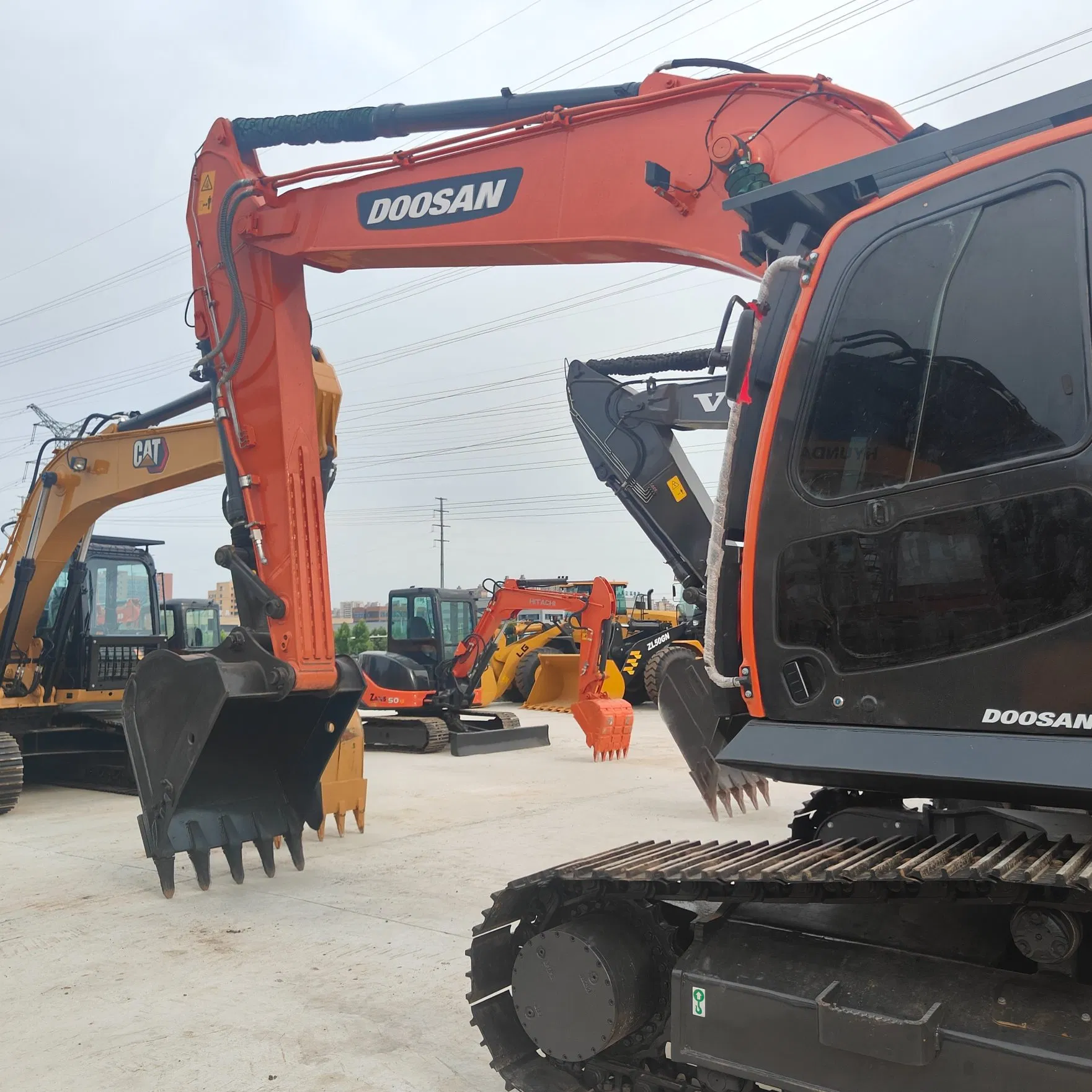 Doosan Dx300 Used Original Excavator High-Performance Construction Machine