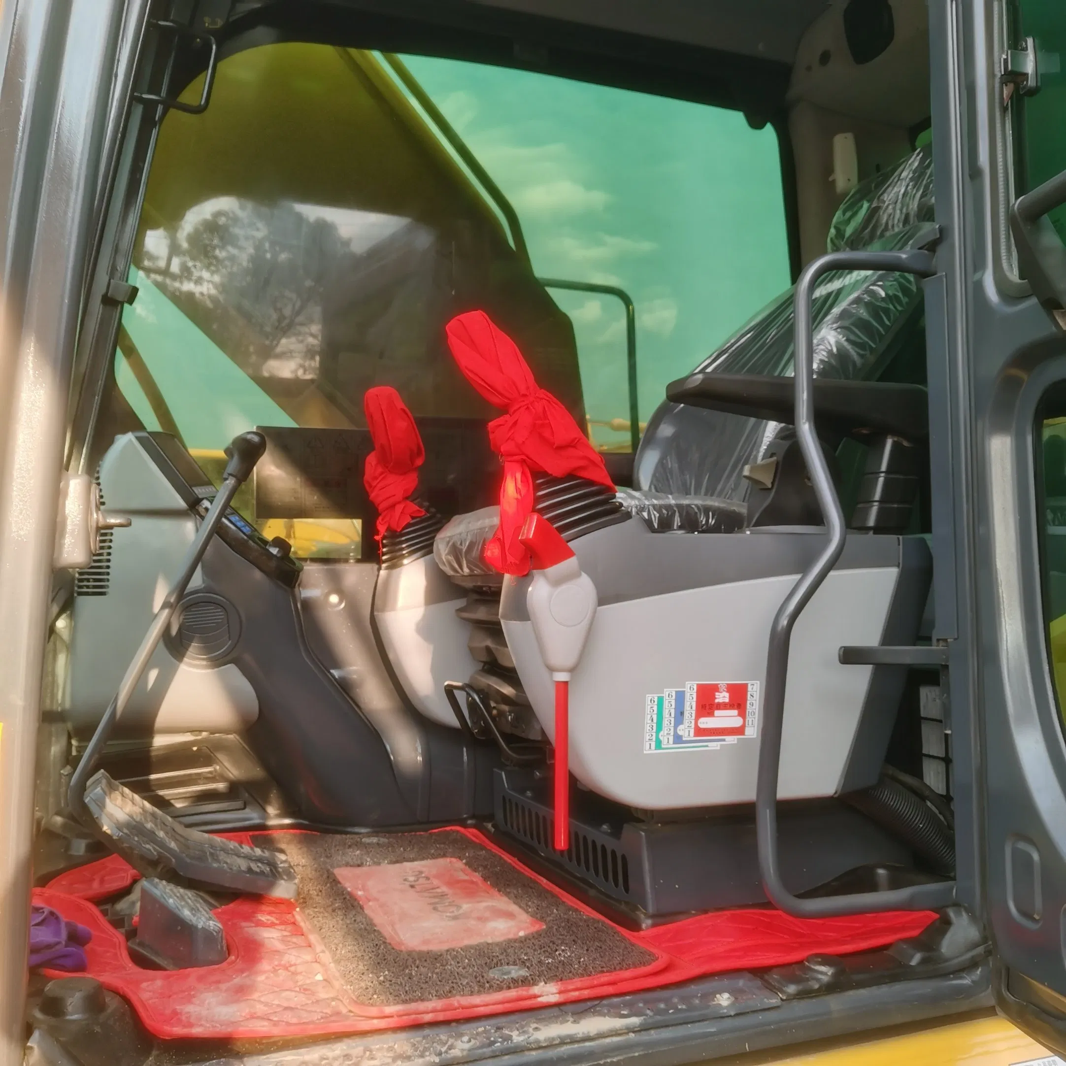 Secondhand Japan Original Komatsu PC240 Used Excavator Heavy Equipment for Sale in Good Condition Cheap Price