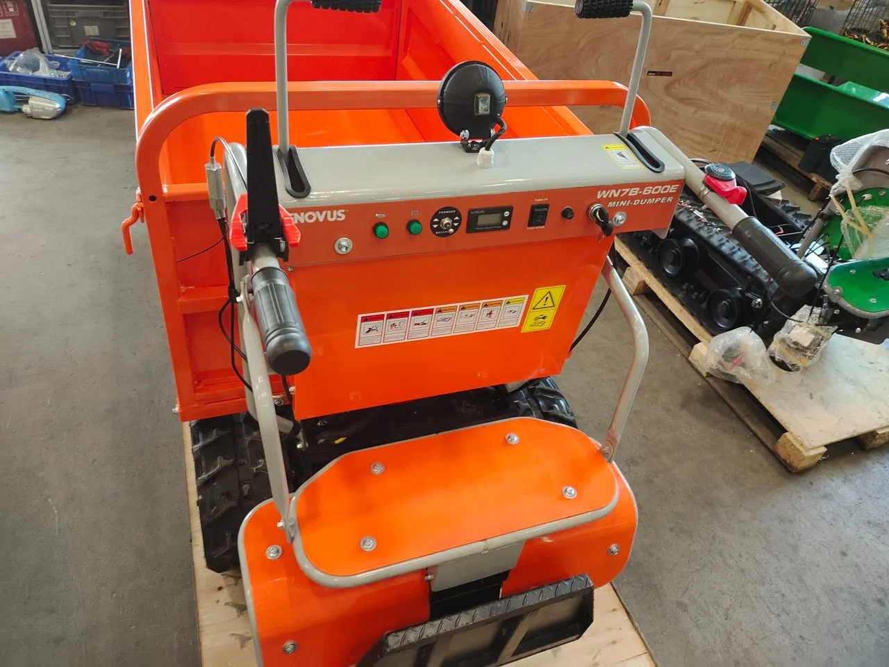 China Wenovus Wn7b-600e Agriculture Machinery High-Capacity Transporter Gasoline-Powered Dumper Crawler Smart Transportation Charging Infrastructure