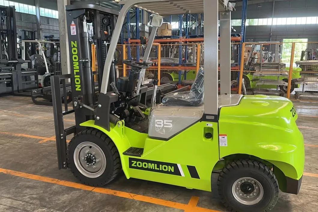 Diesel Forklift FD30Z Front View