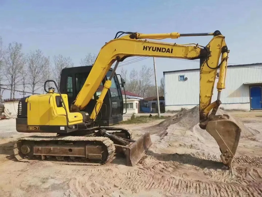 Hyundai R80-7 Excavator