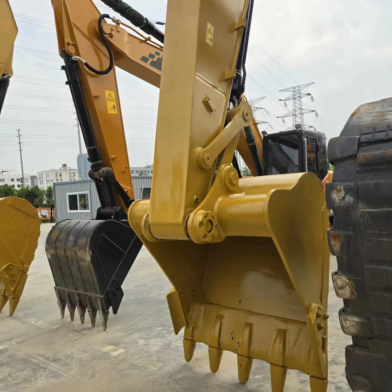 Used Excavators Caterpillar Cat330gchigh Cost Effective Excavator Secondhand Crawler Hydraulic Excavator Mining Machinery 320gc 320d2 320dl 320c 330d 30t