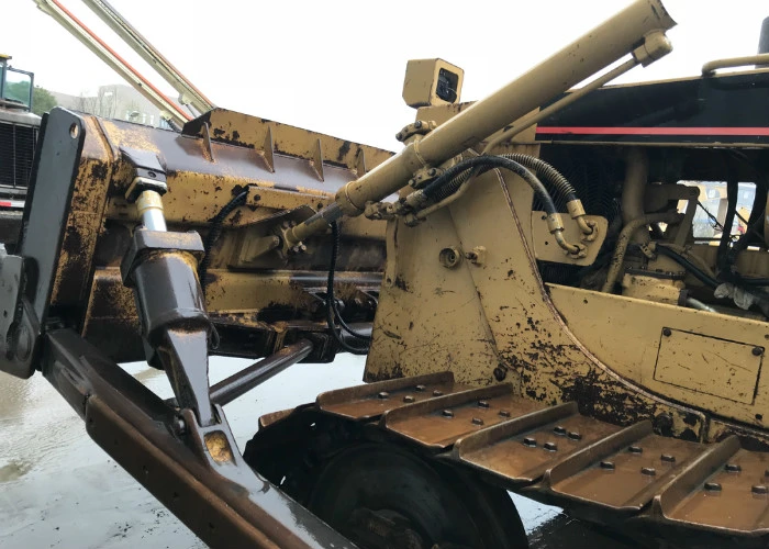Secondhand Caterpillar D6g XL II Bulldozer Pre Owned by Caterpillar Company
