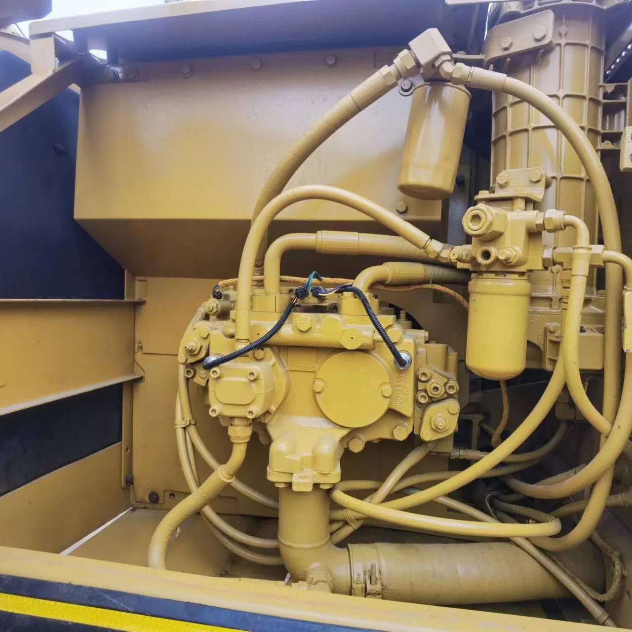 Used 320cl 320d2 330d Good Condition Engineering Construction Machinery for Sale