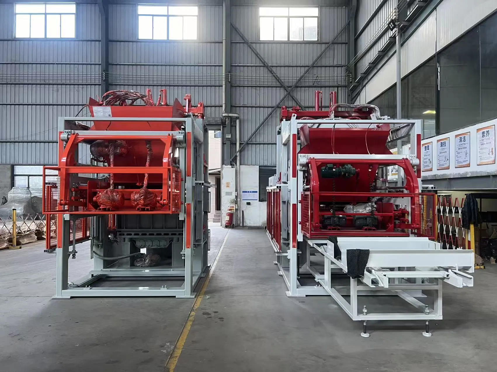 Public Infrastructure Paver Block Making Machine Production Line High Efficiency Hydraulic System