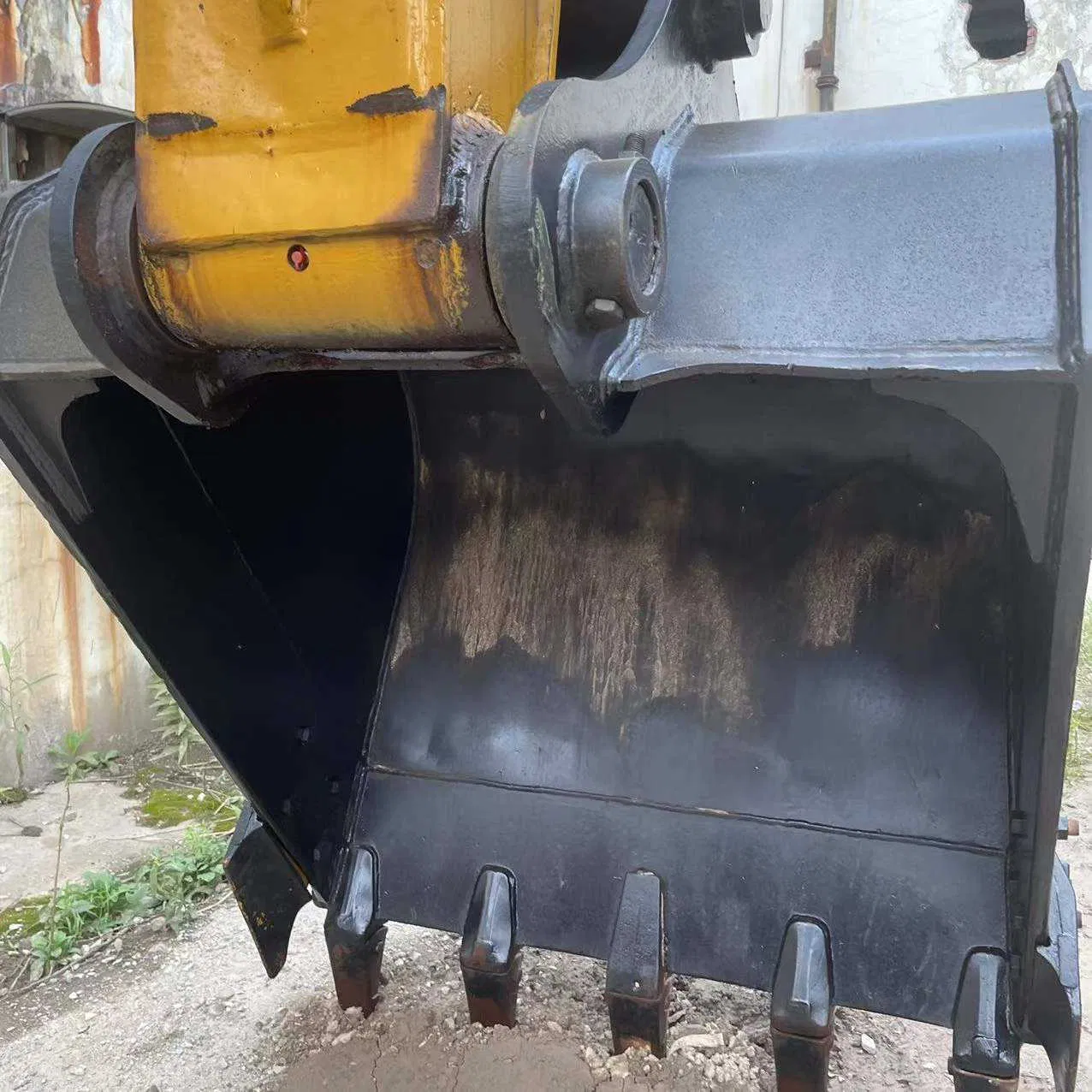 21.5ton Digger Second-Hand Sany Sy215c Construction Equipment