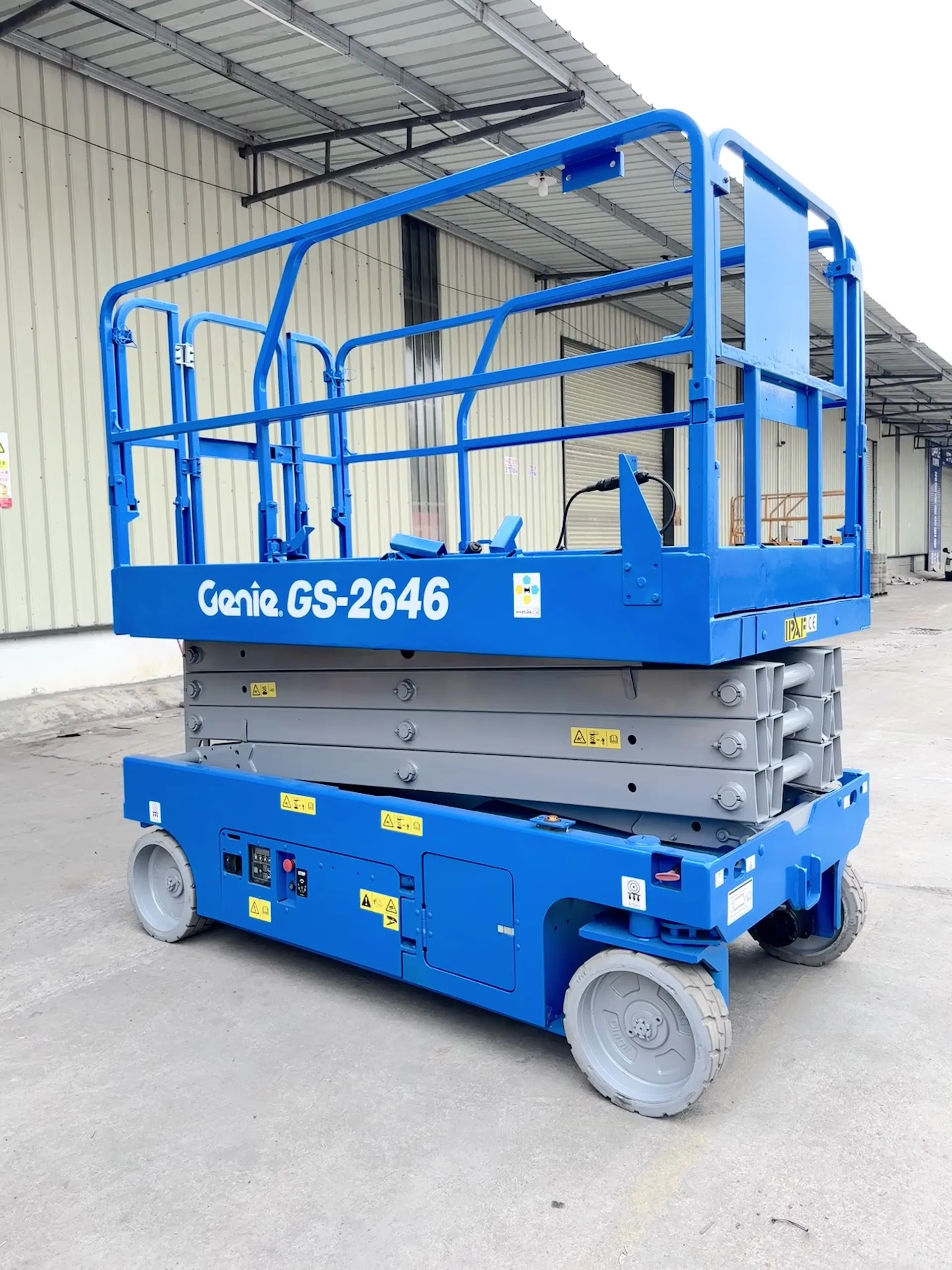 Scissor-Type Aerial Working Platform