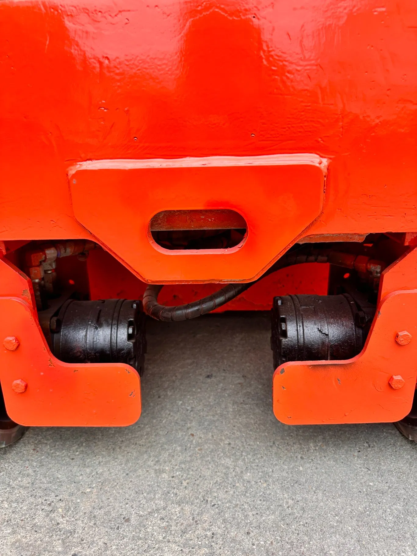 Scissor-Type Heavy-Duty Four-Wheel Indoor-Outdoor Used Aerial Hoisting Equipment