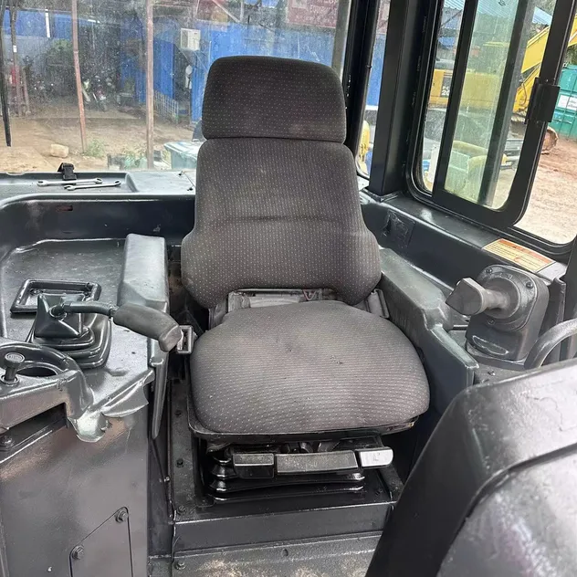 Caterpillar bulldozer side view