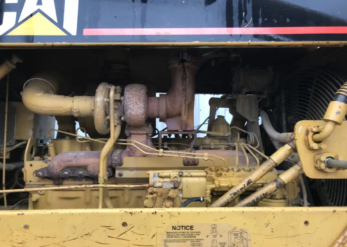 CAT D6G Bulldozer View 3