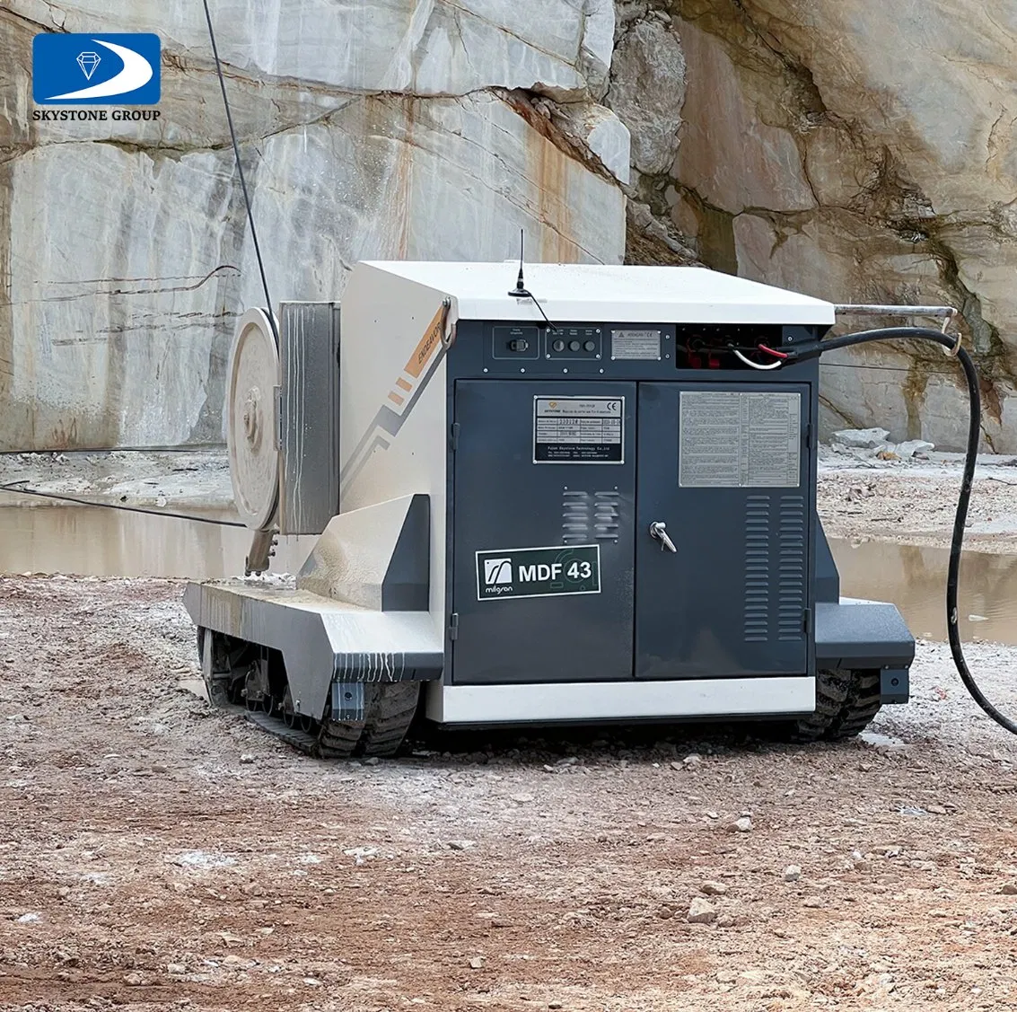 Skystone Trackless Wire Saw Machine for Quarry Cutting