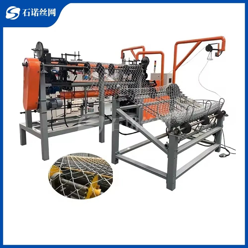 Cost-Effective PVC Coated Chain-Link Fencing Making Machine for Temporary Construction Barriers