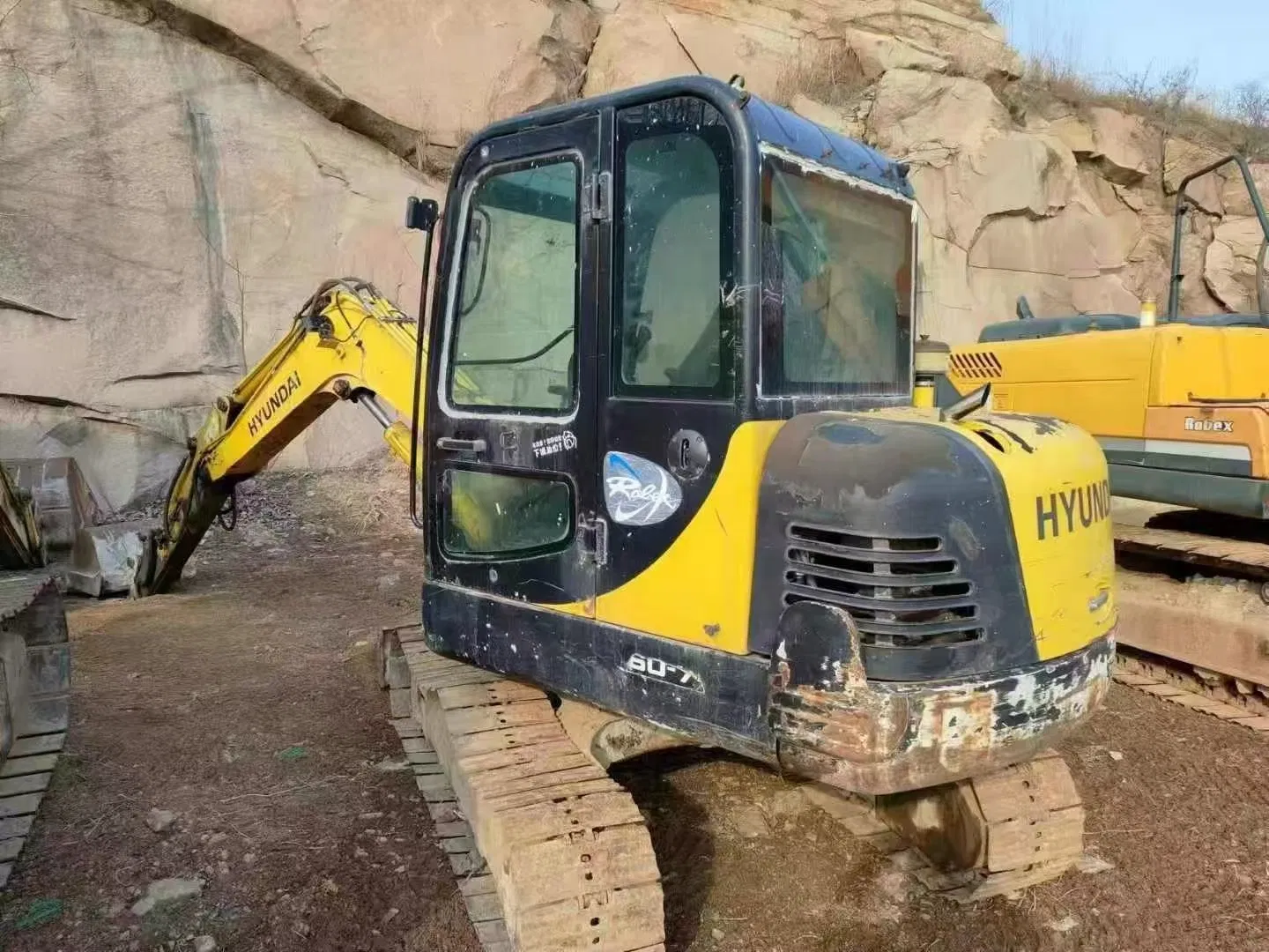 China Used Excavator Second-Hand Construction Machinery