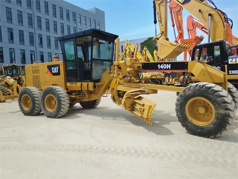 Cat 140h Grader View 4