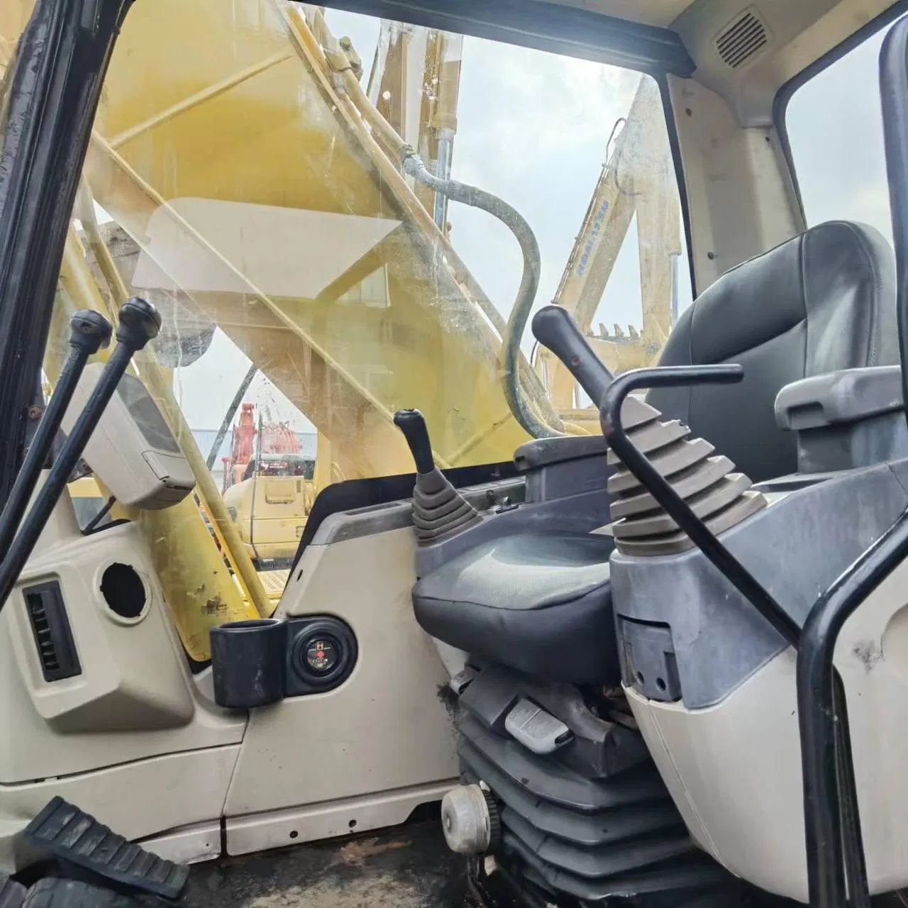 Used 320cl 320d2 330d Good Condition Engineering Construction Machinery for Sale