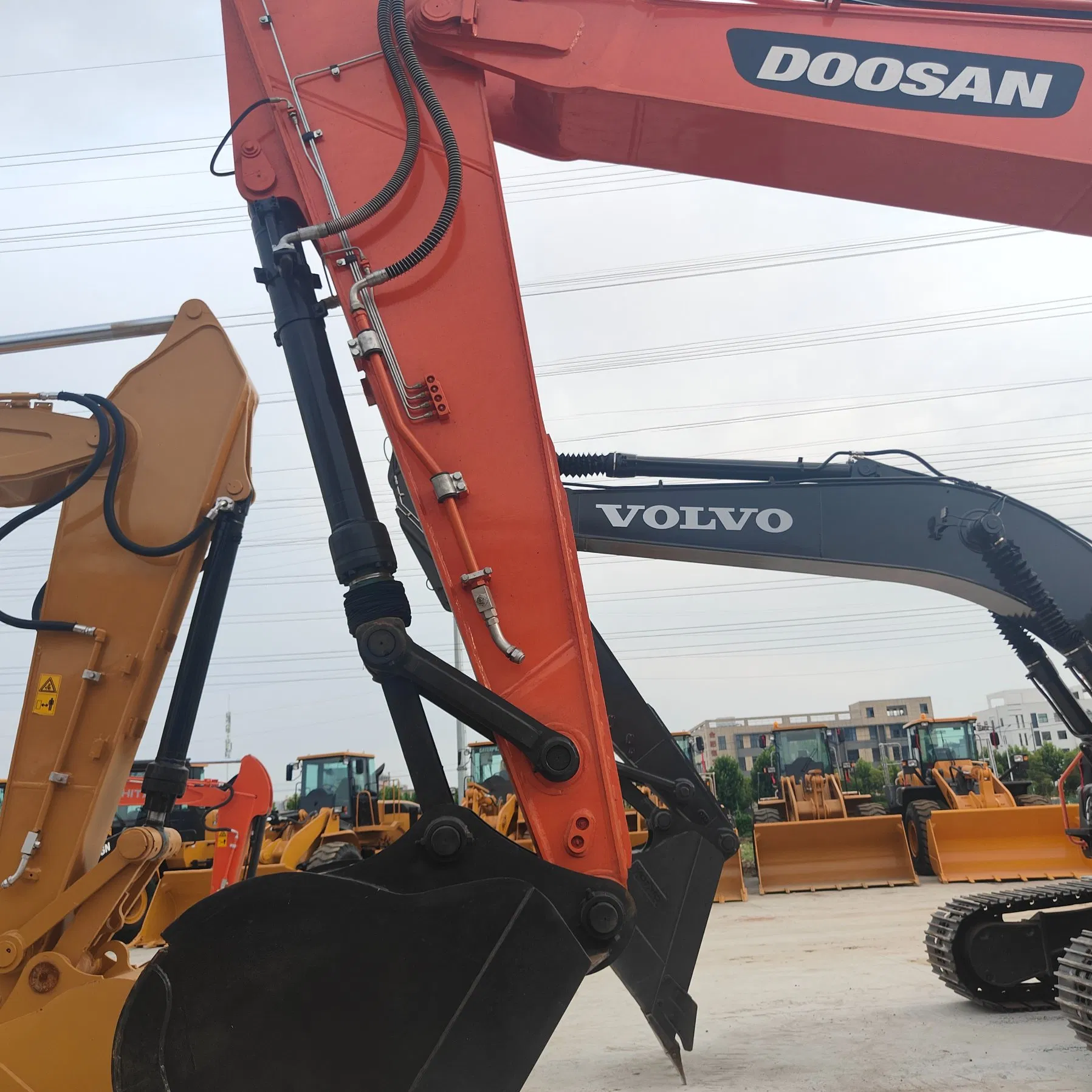 Doosan Dx300 Used Original Excavator High-Performance Construction Machine