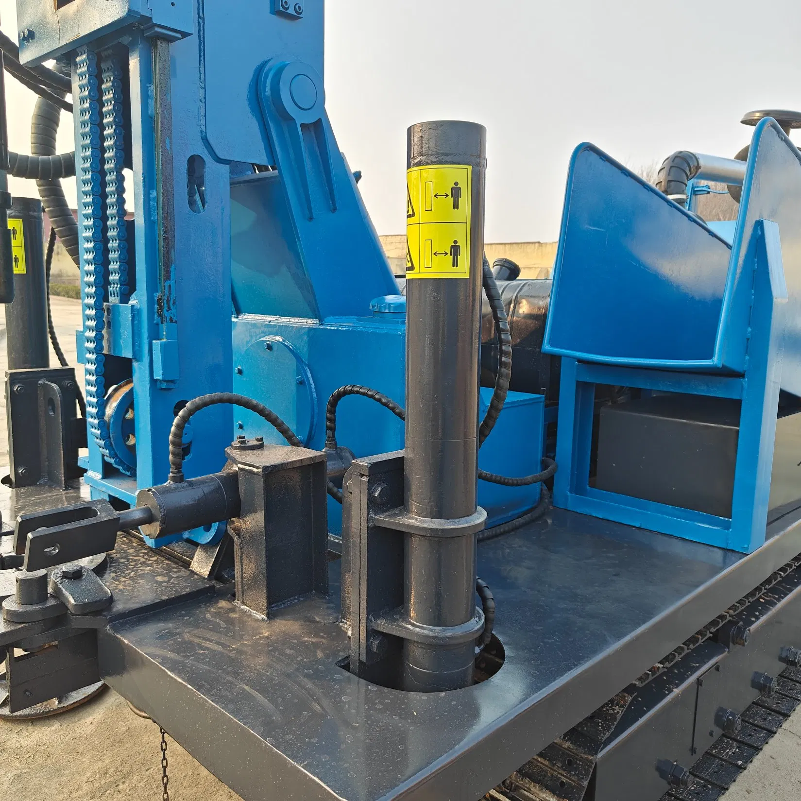 Low Price Diesel Engine Construction Machinery Equipment Used Water Well Drilling Machine Hjgw300c