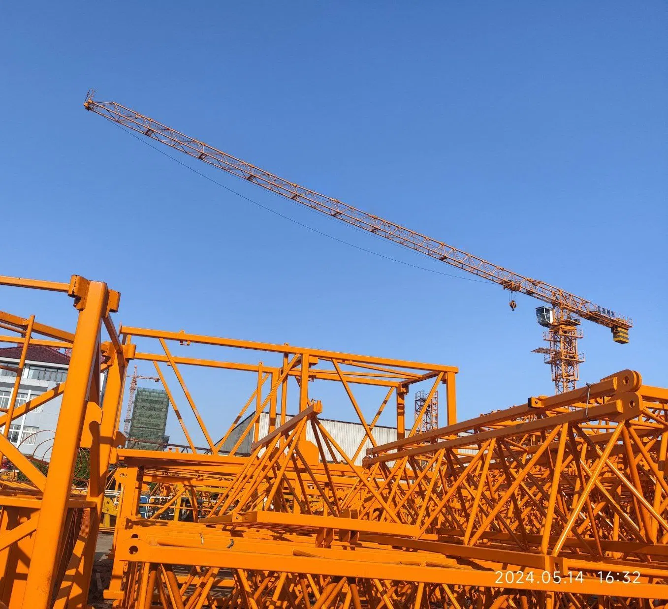 Safety-Certified Chinese 5-16 Ton Lifting Capacity Tower Crane Heavy Construction Machinery