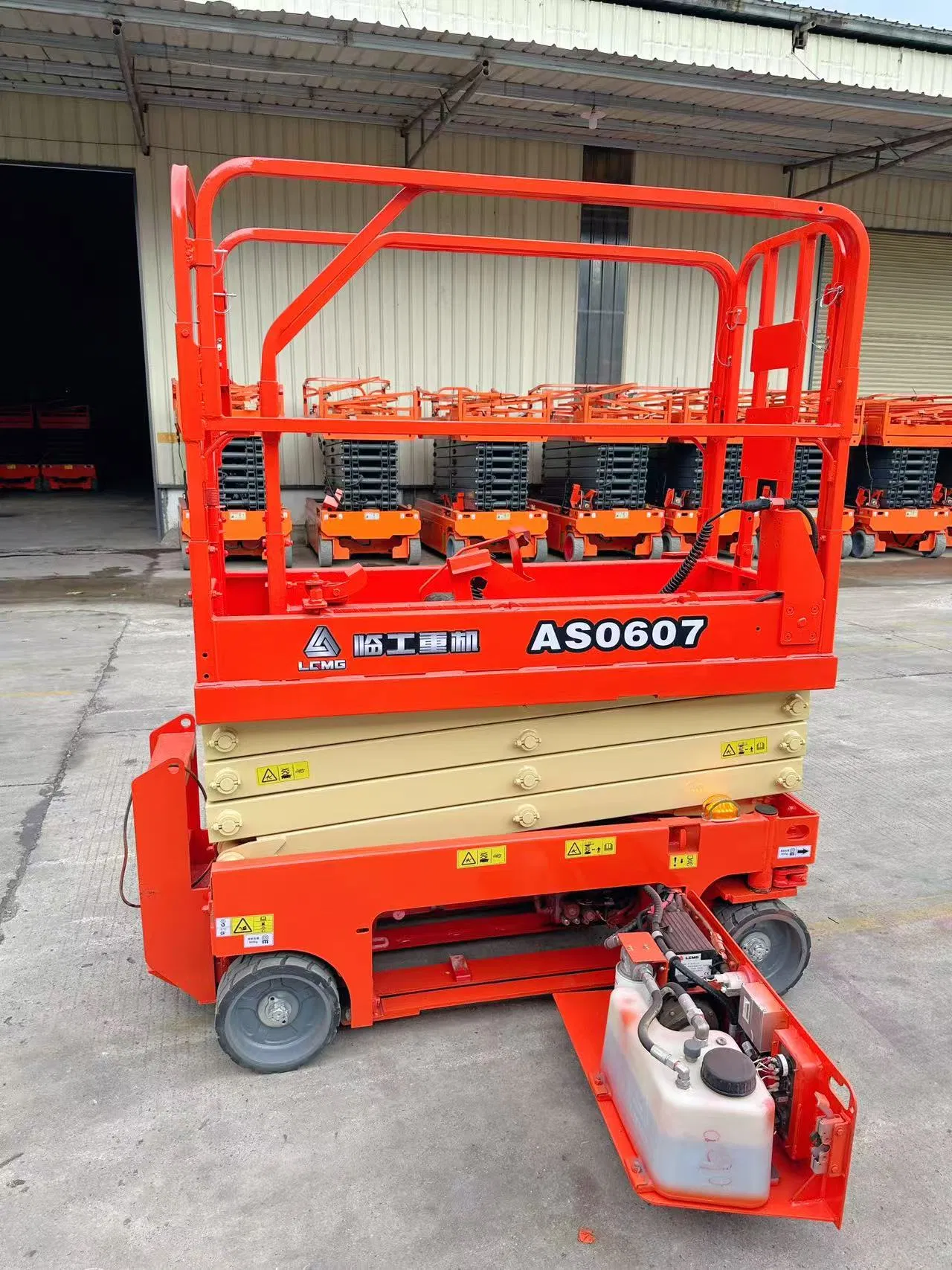 Heavy-Duty 4-Wheel Hydraulic-Driven Second-Hand Refurbished Scissor Equipment