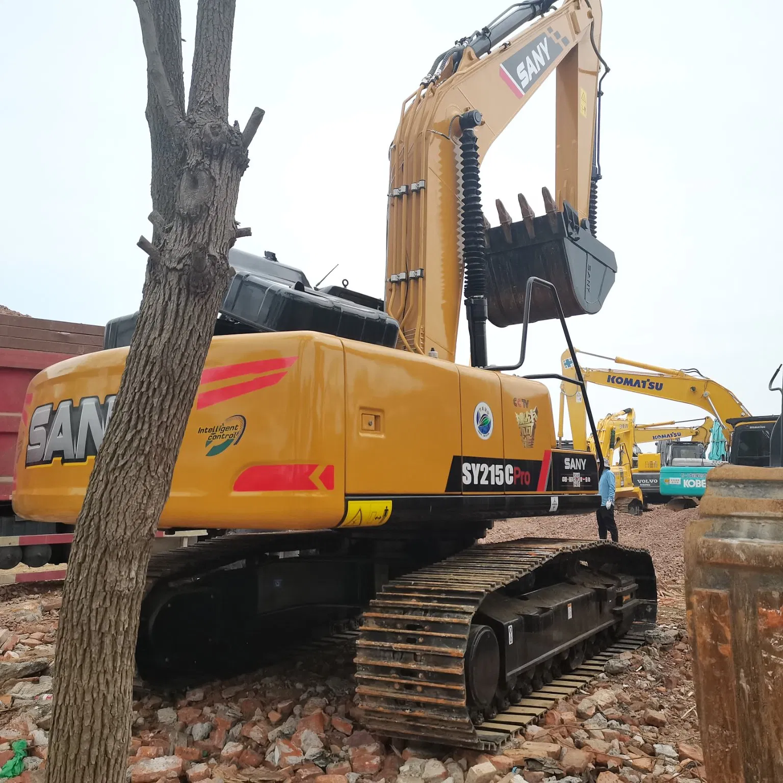 21 Ton Used Secondhand Sany Sy215c Hydraulic Crawler Construction Machinery Equipment