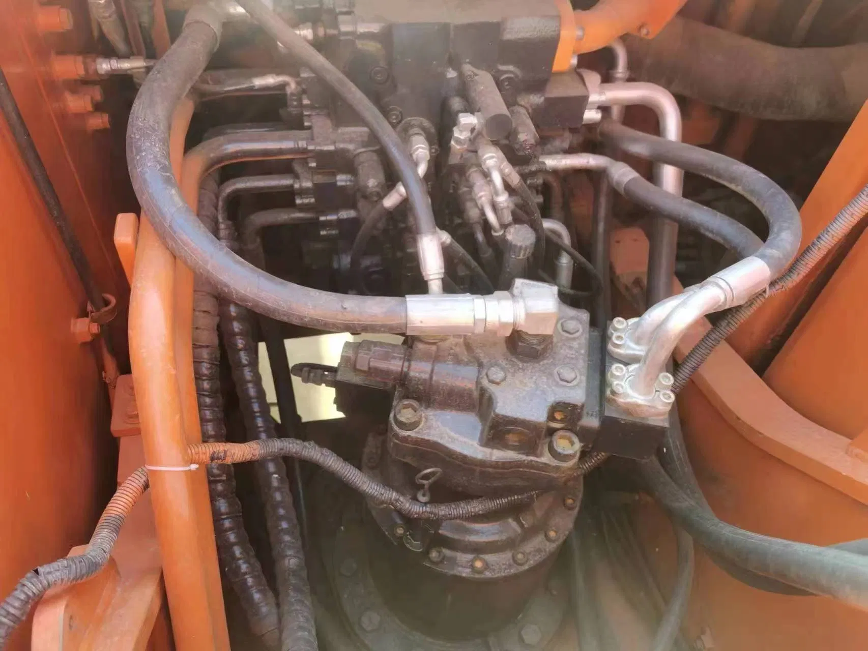 Used Construction Machinery Doosan Dx225LC Doosan Excavator Machine Dx225lca Dh220 Dh300 Dx300