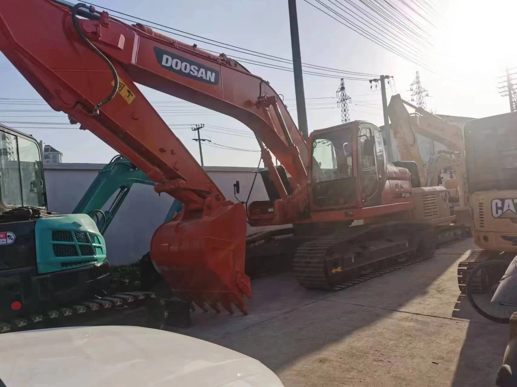 Used Construction Machinery Doosan Dx225LC Doosan Excavator Machine Dx225lca Dh220 Dh300 Dx300