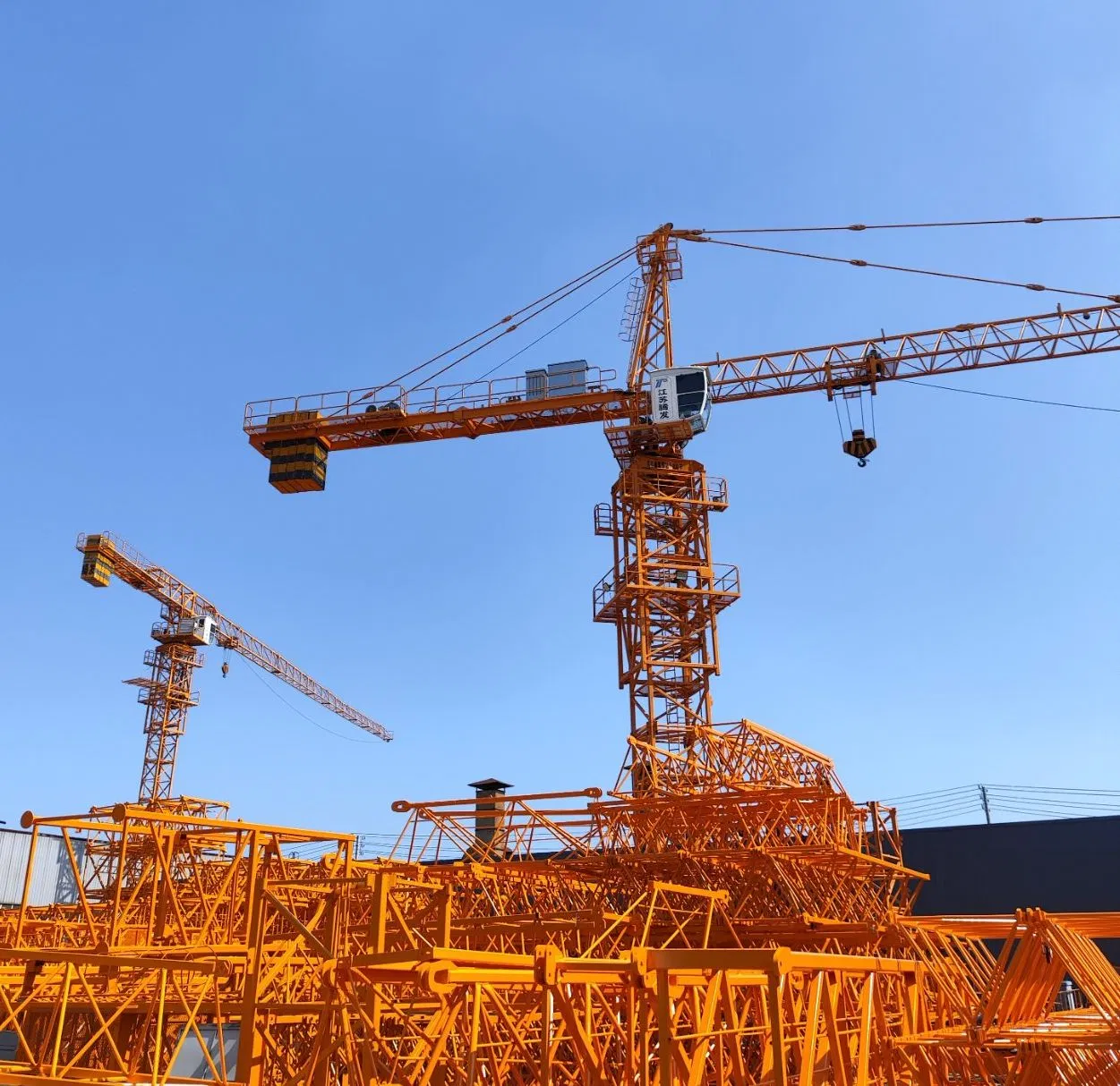 Second Hand Building Machine Equipment Used Heavy Tower Crane Construction Machinery Price
