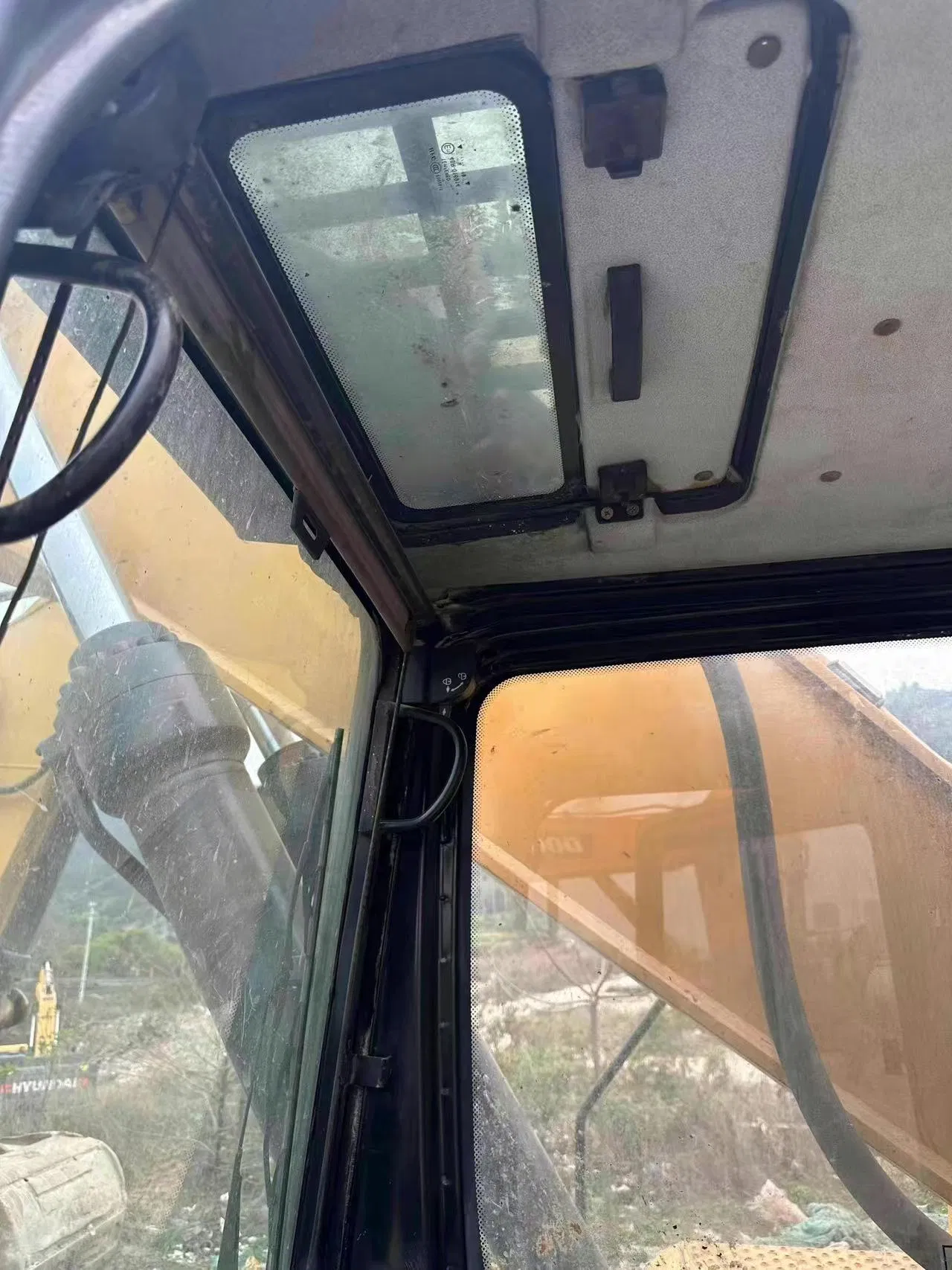 Excellent Condition Pre-Owned Excavator Sany 550h Heavy-Duty Design Excavator for Sany