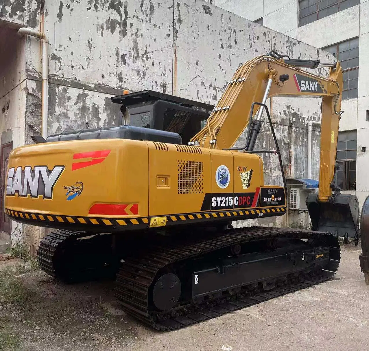 21.5ton Digger Second-Hand Sany Sy215c Construction Equipment