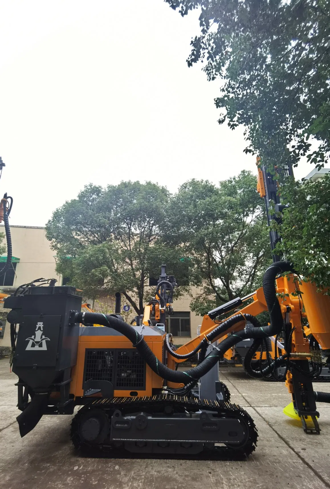 Kaishan Kg610 Used Rotary Blast Hole Blast Hole Borehole Drilling Rig Mining Rock Drilling Machine for Mining Sale