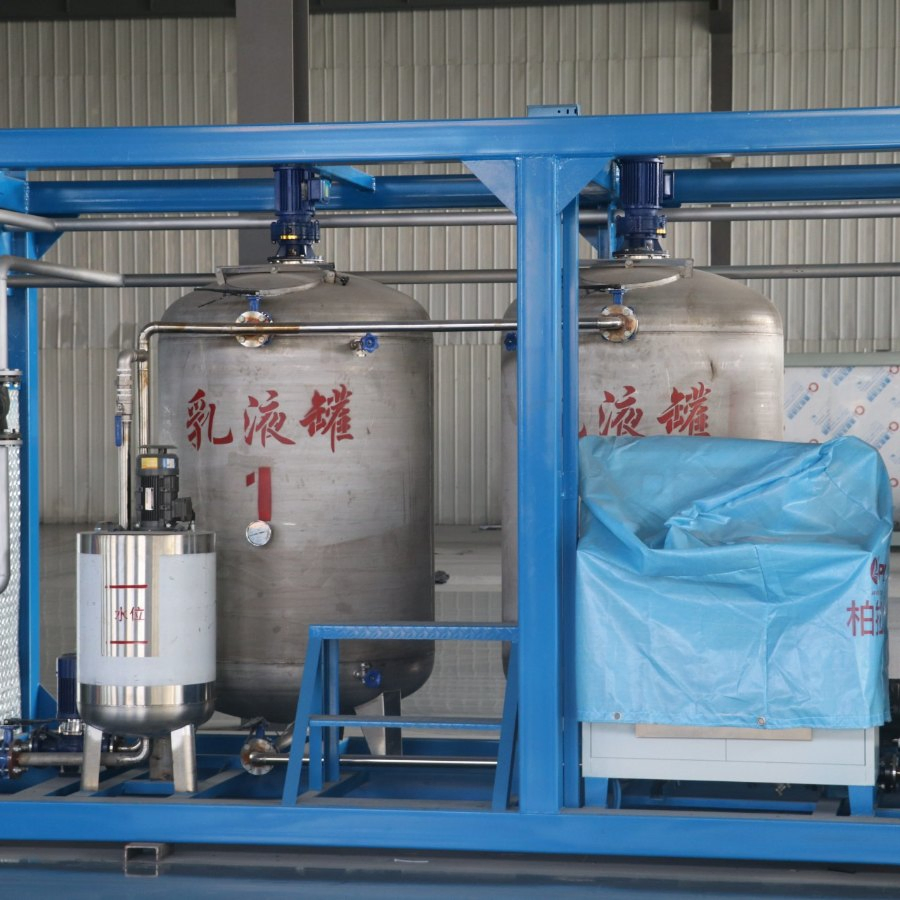 ISO9001: 2000 Approved Cost-Effective Road Construction Machinery Emulsified Asphalt Equipment with High Quality Customized