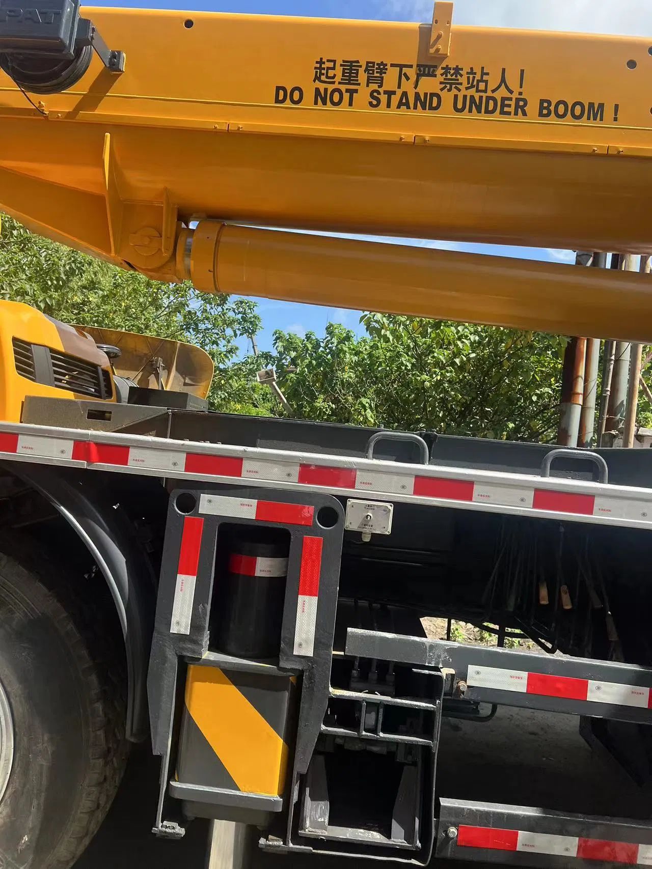 Xcg 75-Ton Ninety Percent of T Sold Second-Hand Construction Equipment