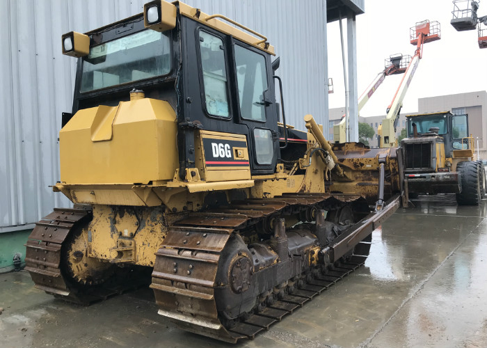 Secondhand Caterpillar D6g XL II Bulldozer Pre Owned by Caterpillar Company