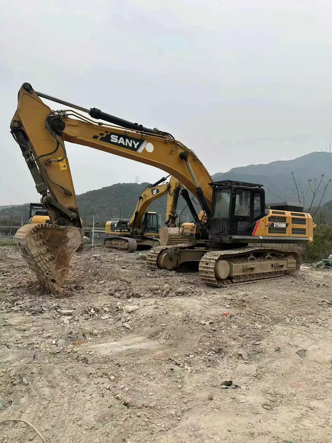 Sany 550 Excavator Photo 2