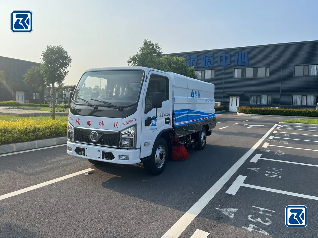 Sweeper Truck Photo 2