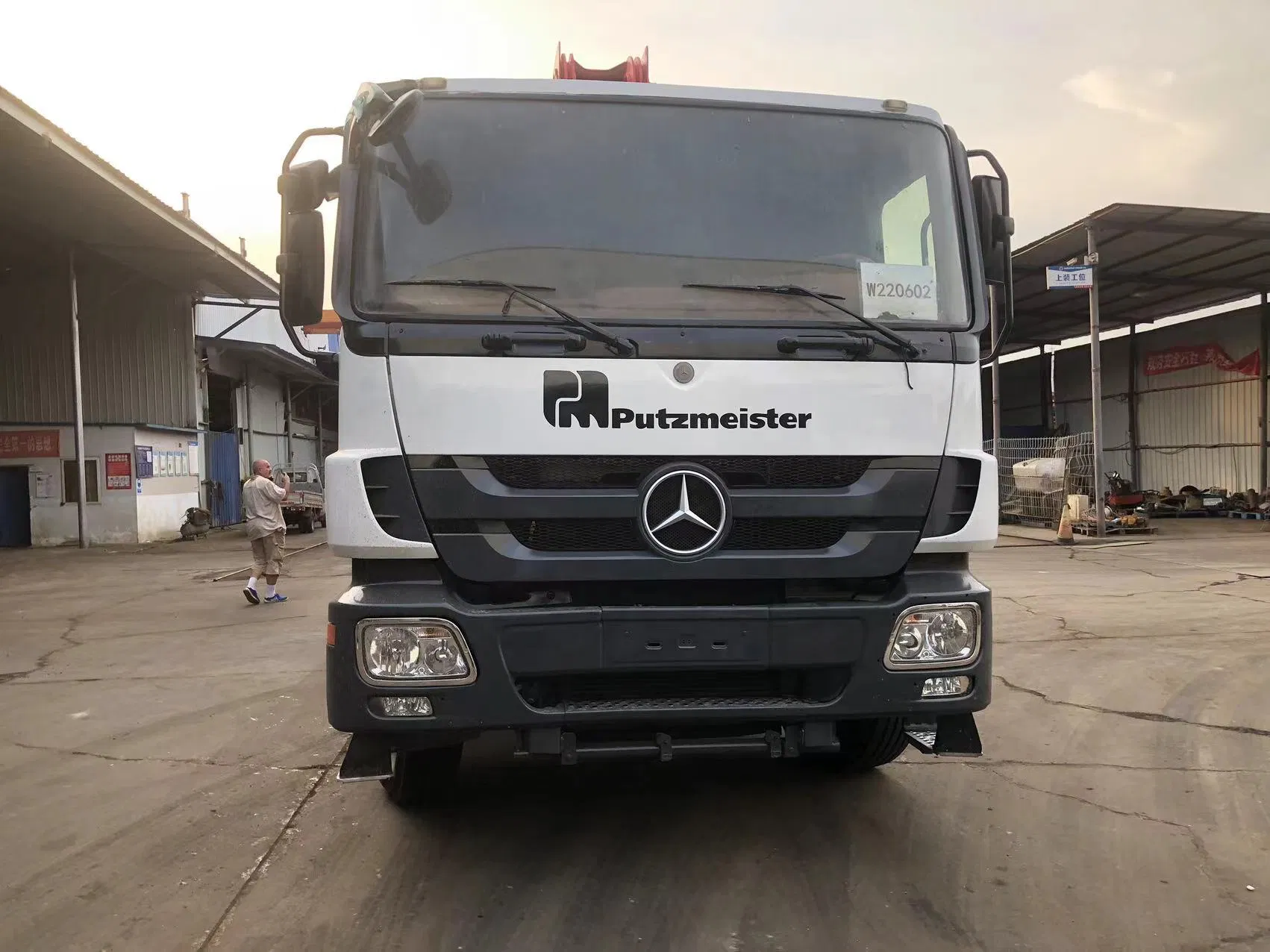 Construction Machinery Putzmeister 36m Benz Concrete Placing Boom Used Truck Mounted Concrete Pump Beton Pump Machine