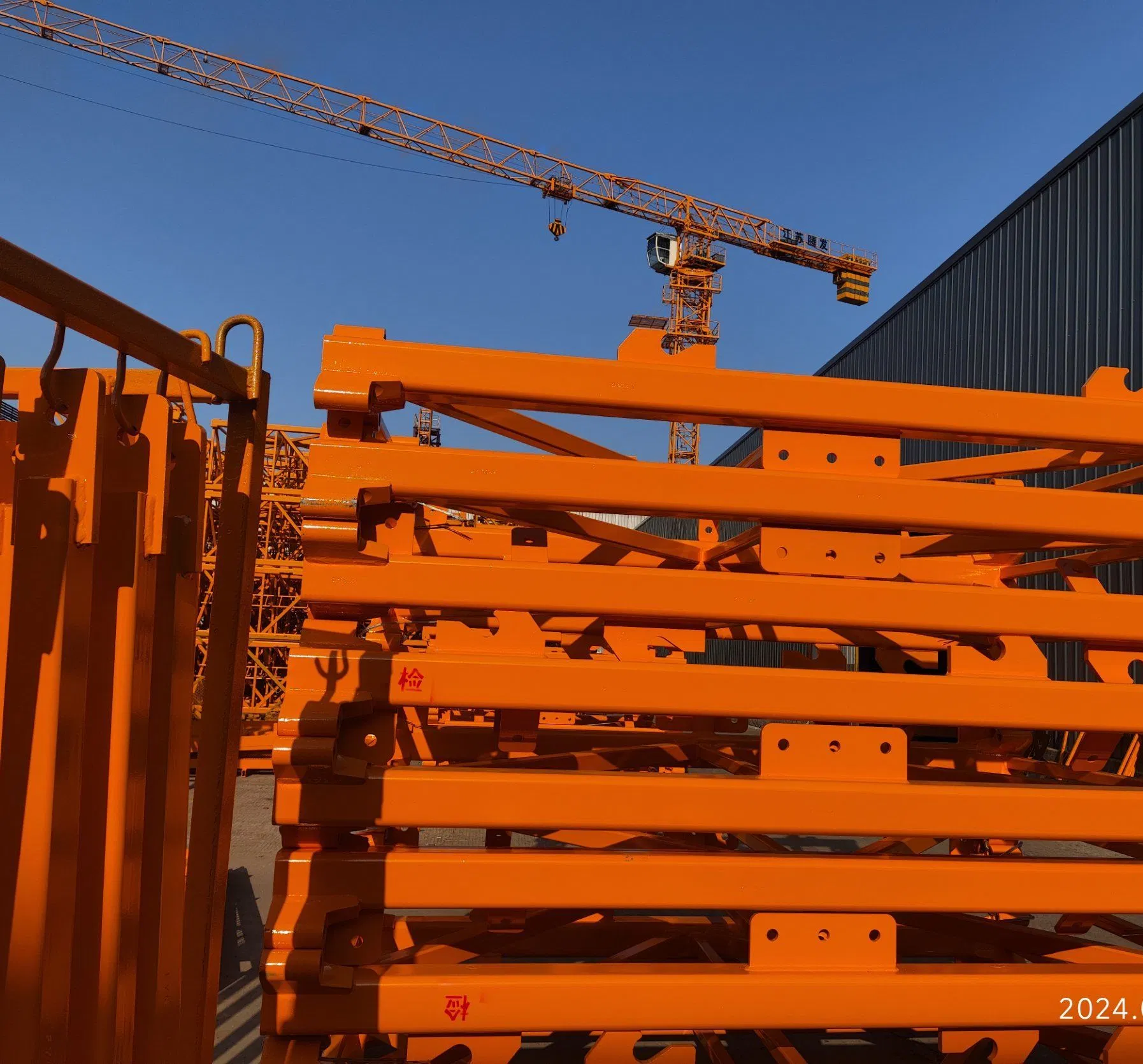 Safety-Certified Chinese 5-16 Ton Lifting Capacity Tower Crane Heavy Construction Machinery