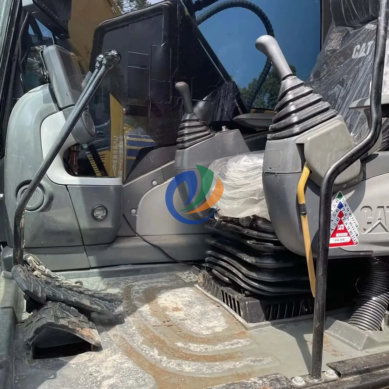 Second-Hand Cat320d 320d2l Construction Digger Fuel-Saving Stable High-Value Equipment