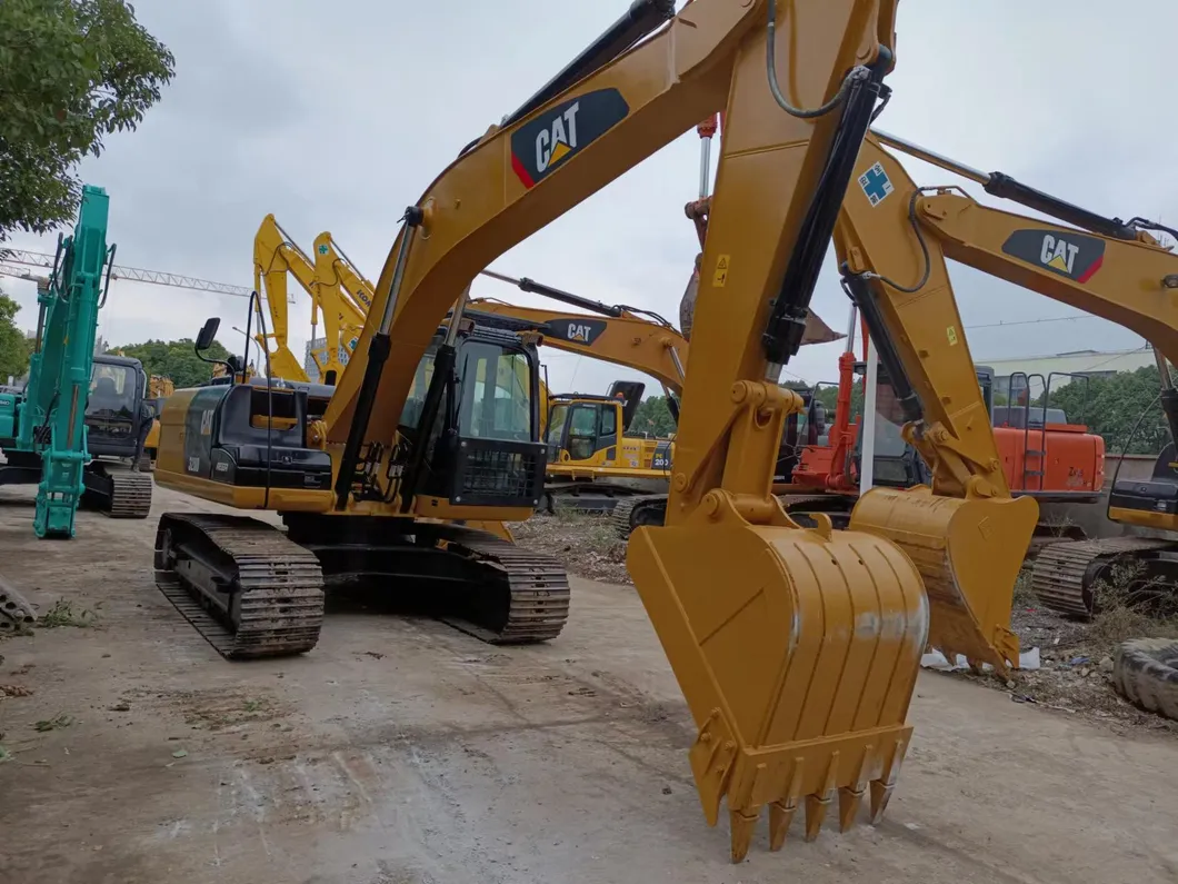 CAT 320D Excavator View 1