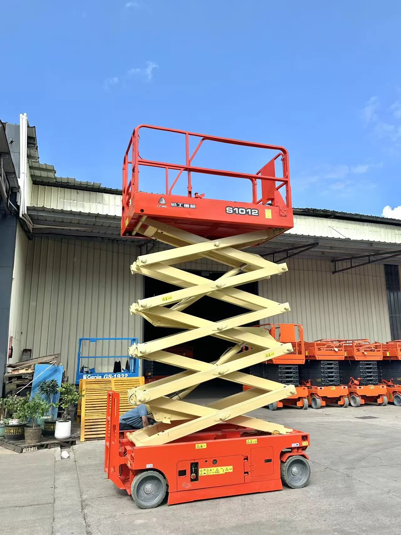 Heavy-Load 4-Wheel Hydraulic Scissor Equipment