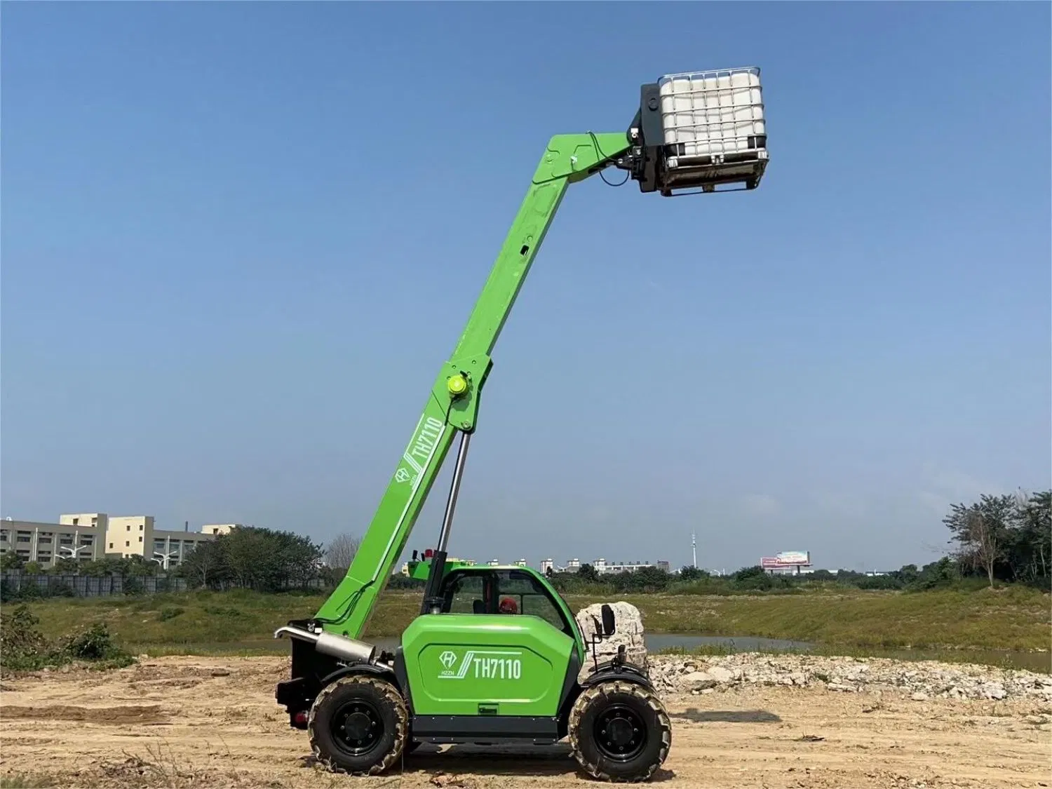 Hua Drill Telehandler Hzth7110 Forklift, Multifunctional Crane, Wheel Loader, Construction Machinery, Agricultural Machinery, Material Handling Equipments