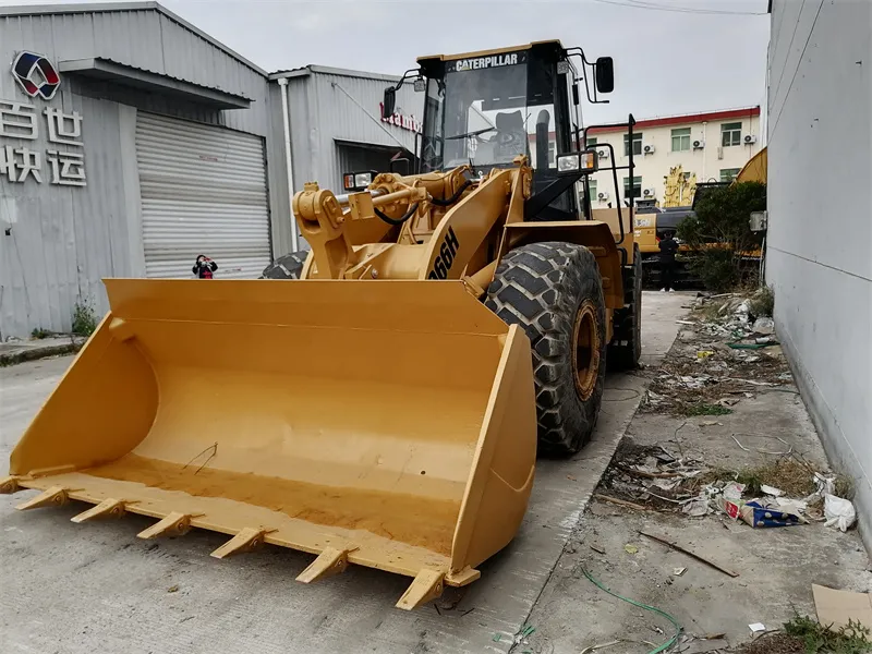 CAT 966H Wheel Loader Side