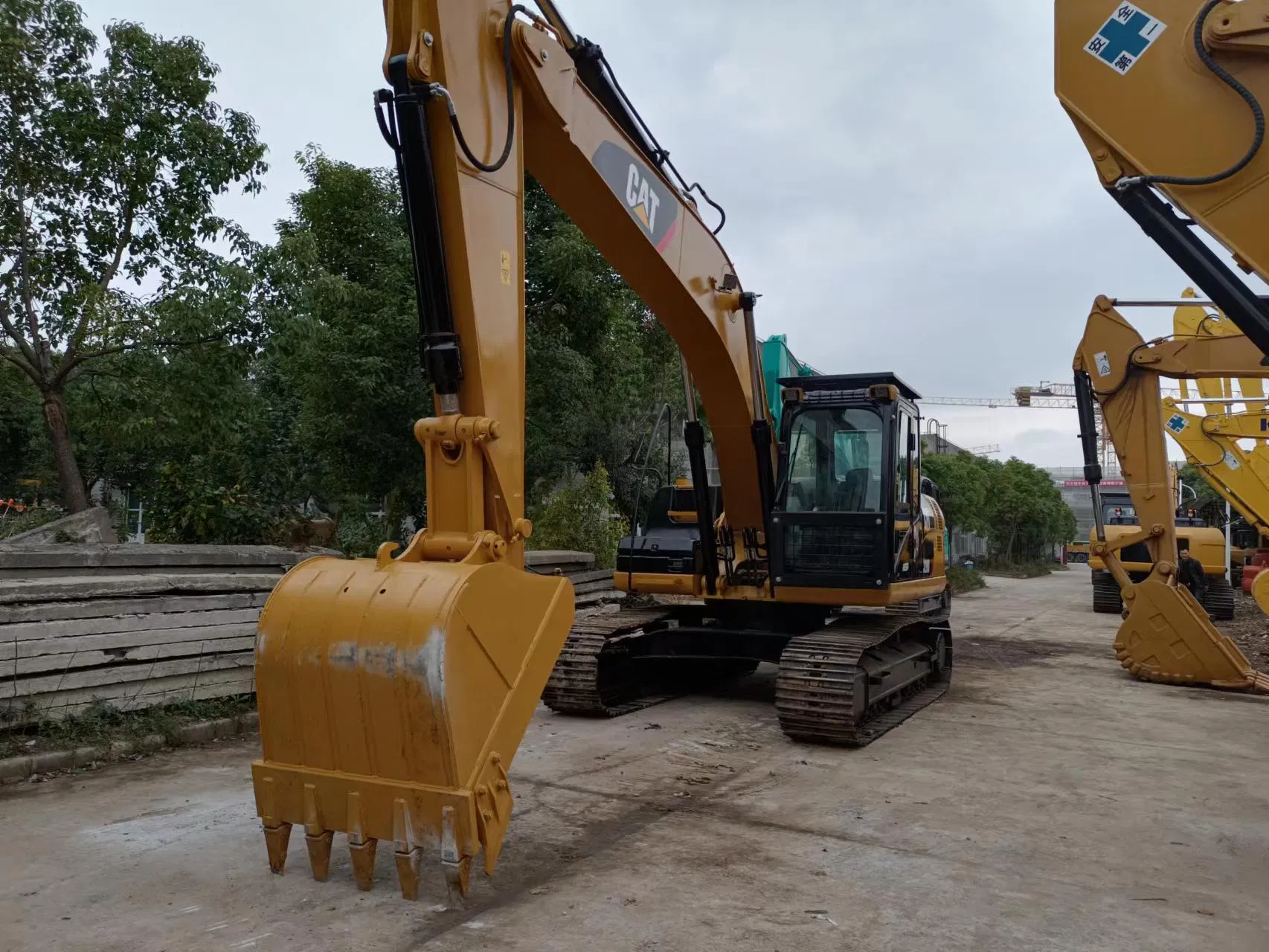 Used Machinery for Construction Crawler Caterpillar Excavator Cat 320d 320 Used Excavators