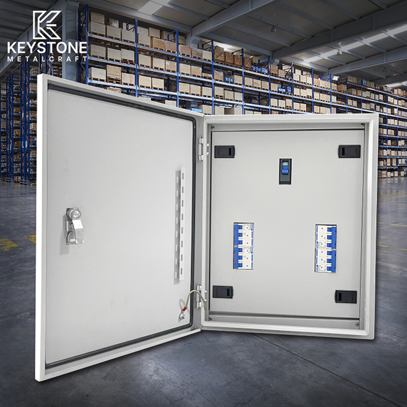 Heavy-Duty Power Distribution Equipment for 24 V Industrial Settings
