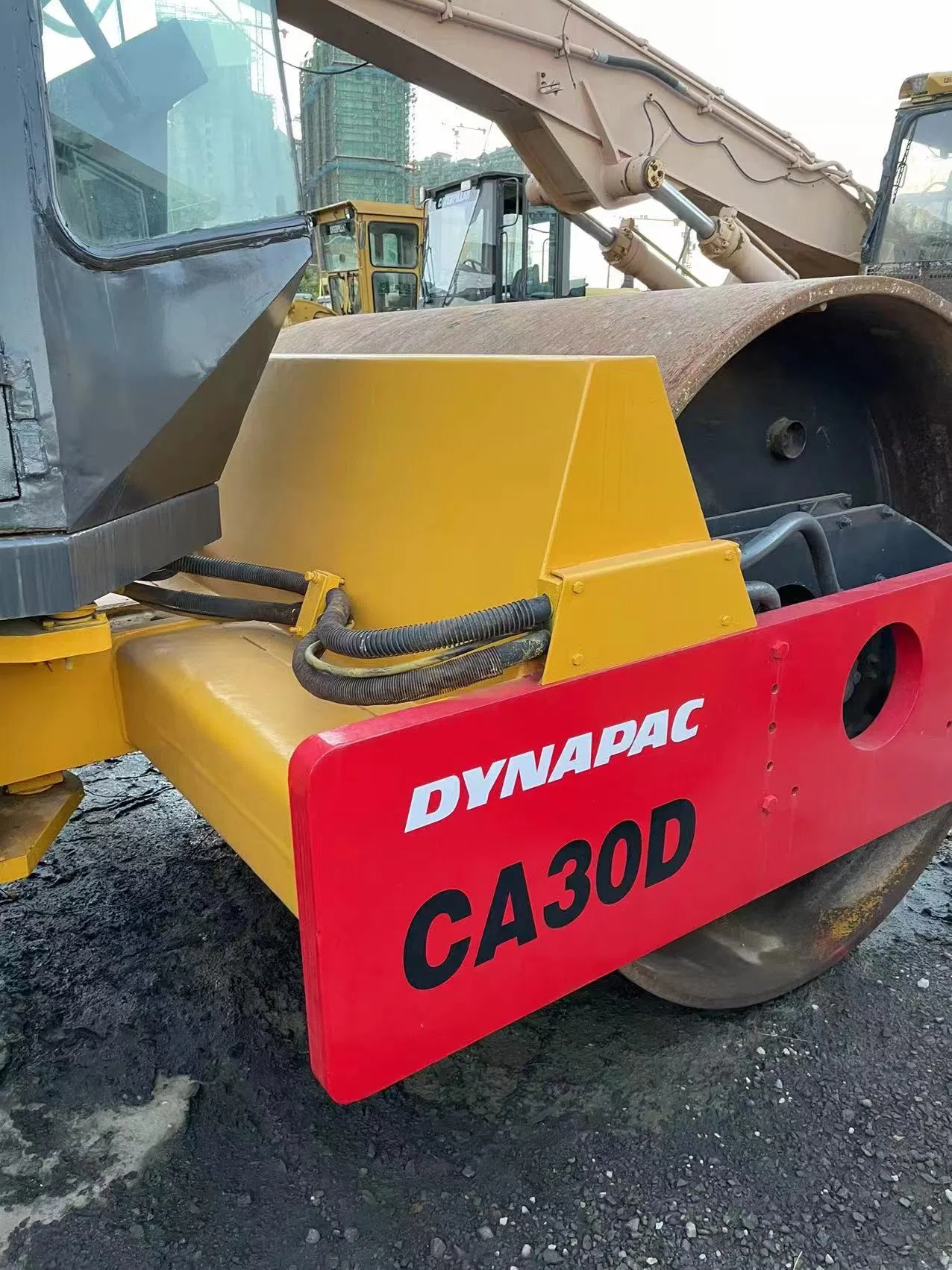 Ca251d Ca702D Ca1500d Ca5500d Dynapac Ca301d Road Roller Compactor Ca 301d Single Drum Dynapac Vibration Rollers Construction Equipment for Sale Ca602D Ca251d