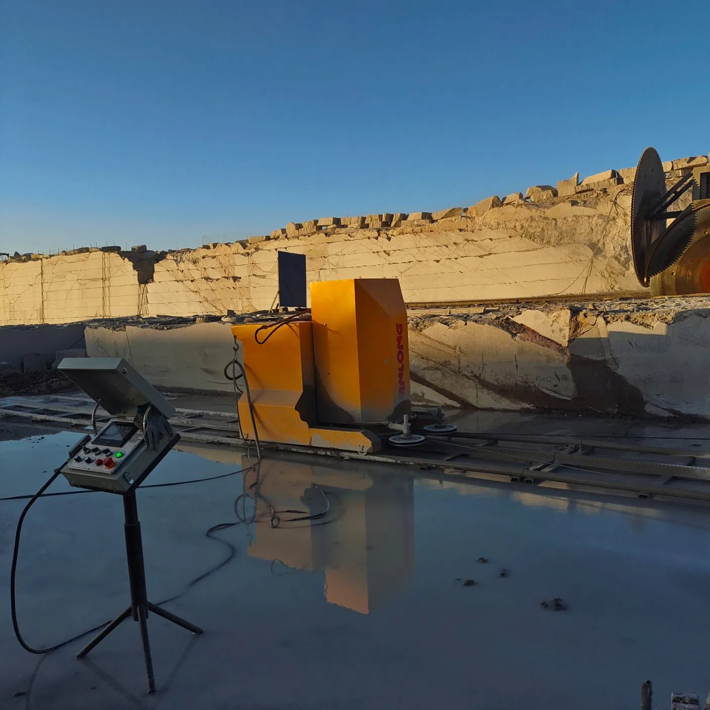 Diamond Wire Saw Machine Granite Marble Block Quarry Stone Cutting Machine