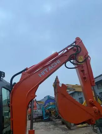Used Mini Excavator Premium Heavy Equipment Used Digger Original Paint Excavator Hitachi Zx30 Engineering Construction Machinery