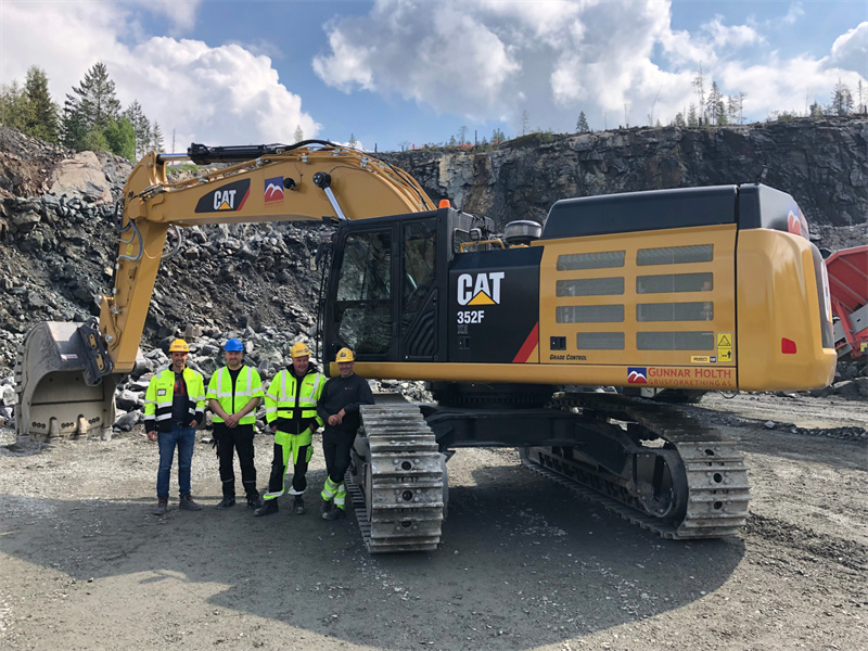 Excavadora Usada Second-Hand Construction Machinery Mining Equipment Excavadora Sobre Orugas