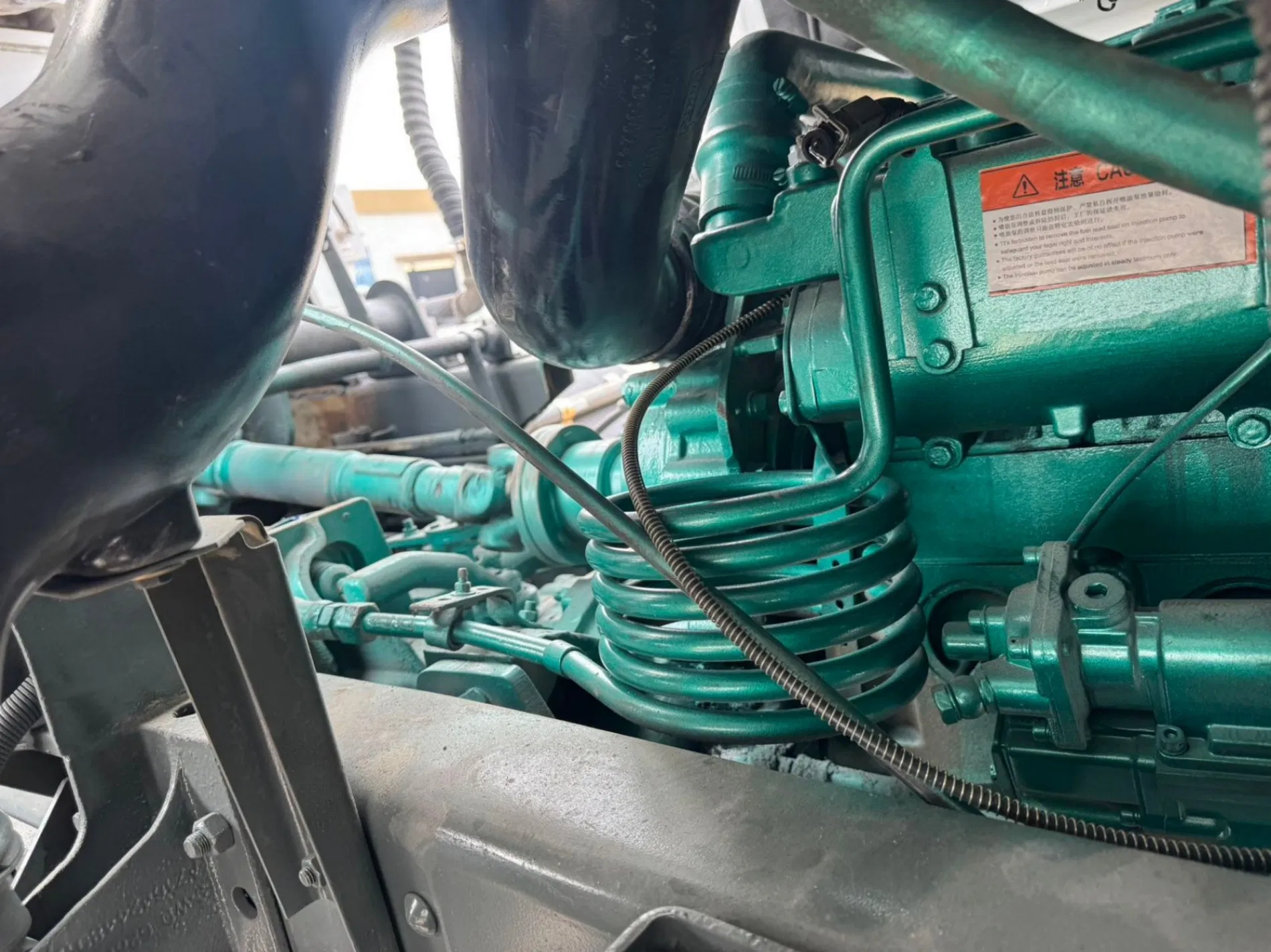 Hot-Selling Construction Machinery 300-400HP for Infrastructure Works